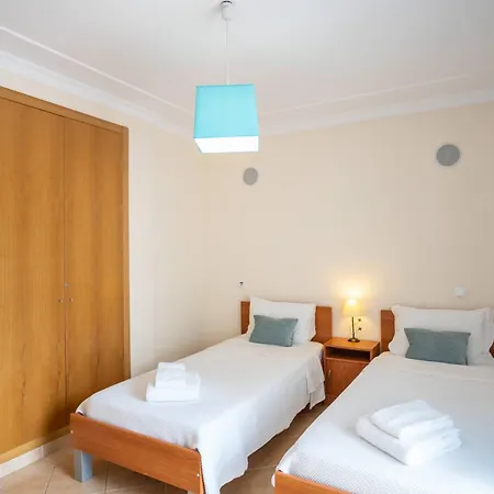 Hugo - Complex Perfect For Families