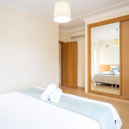 Hugo - Complex Perfect For Families Holiday home *